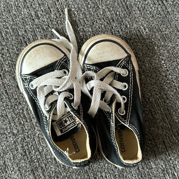 Converse Toddler Sneakers - Picture 1 of 3